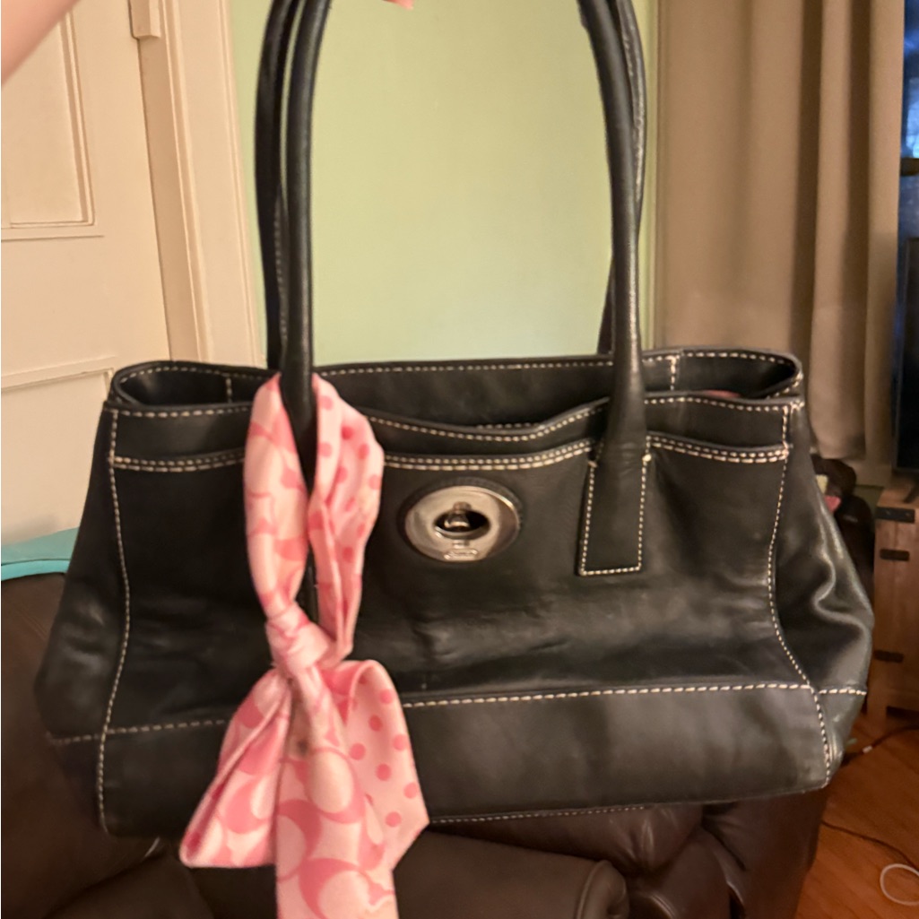 Coach Black Leather Shoulder Bag With Pink Scarf